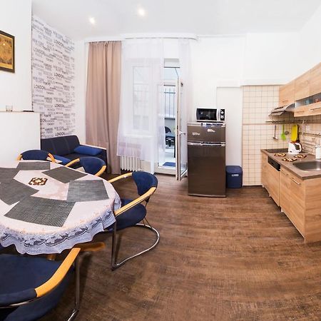 Apartment Ve Smeckach With A Big Terrace Πράγα Εξωτερικό φωτογραφία